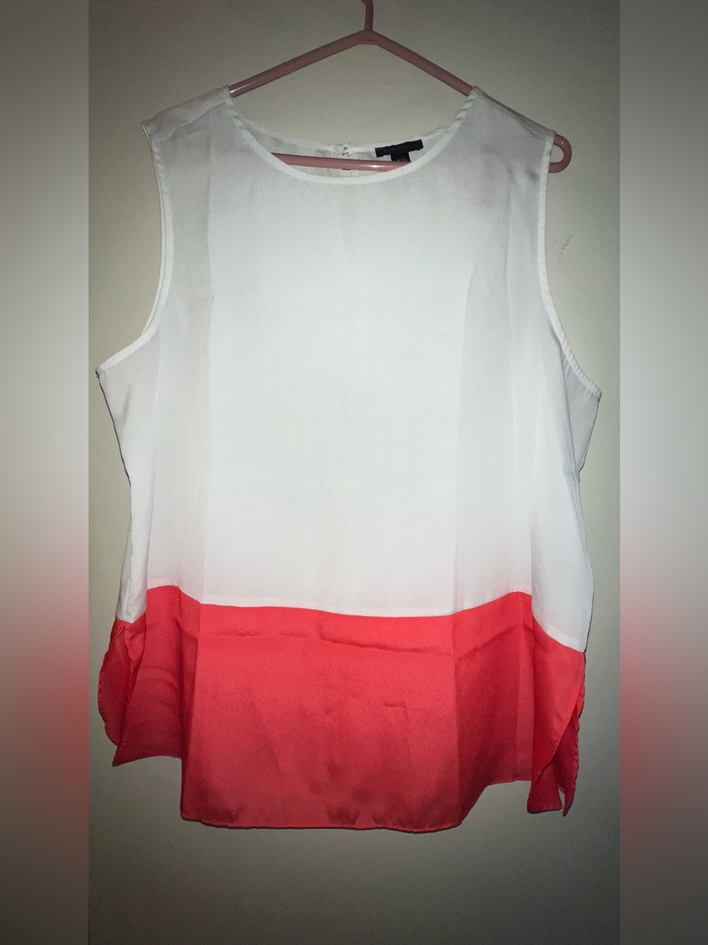 Sleeveless White and Coral Colorblock Shell Top